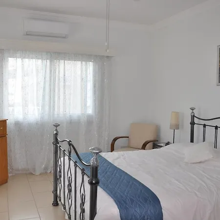 Stylish Spacious 3 Bd * Alethriko